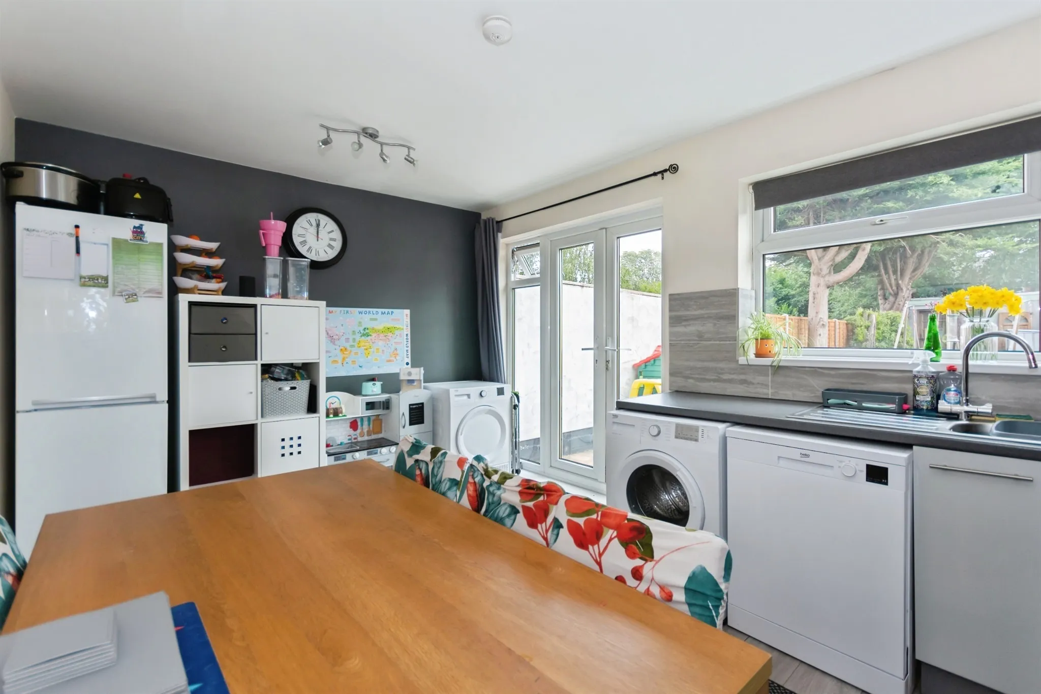 3 bed Semi-Detached