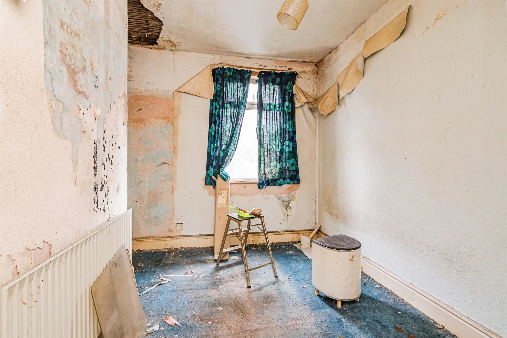 3 bed End of Terrace