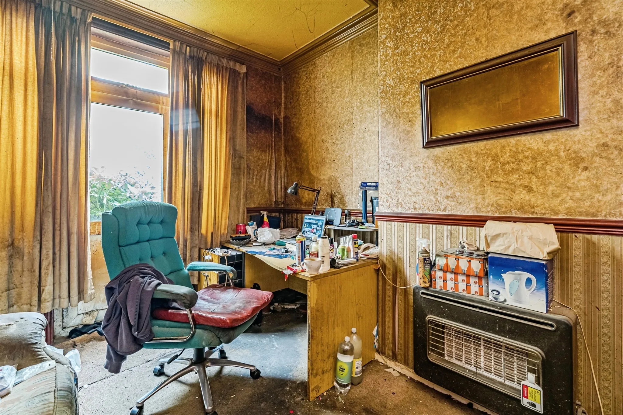3 bed End of Terrace