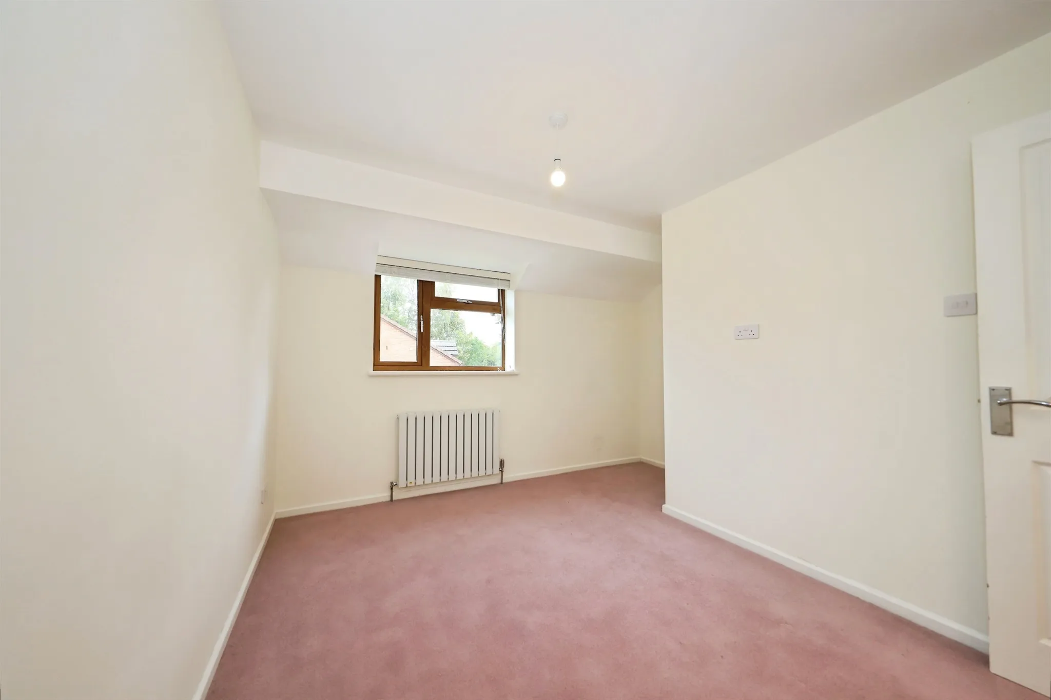 2 bed Semi-Detached