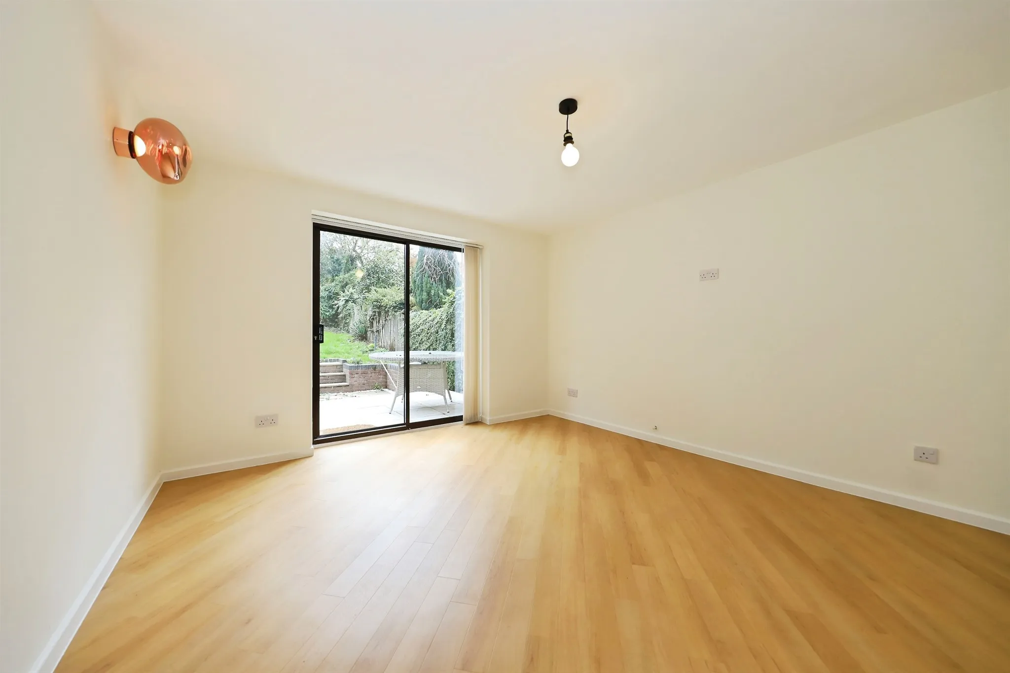 2 bed Semi-Detached