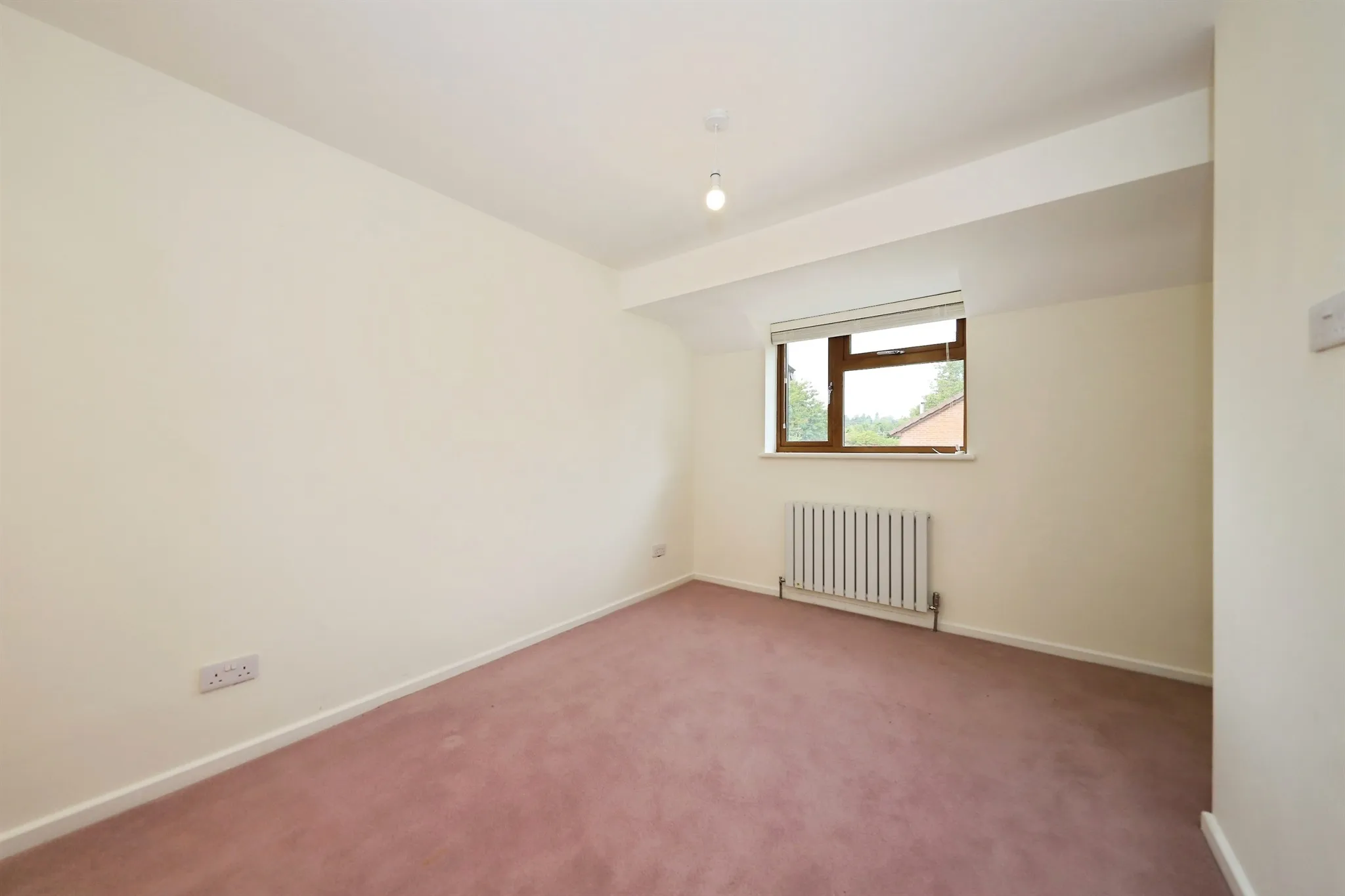 2 bed Semi-Detached