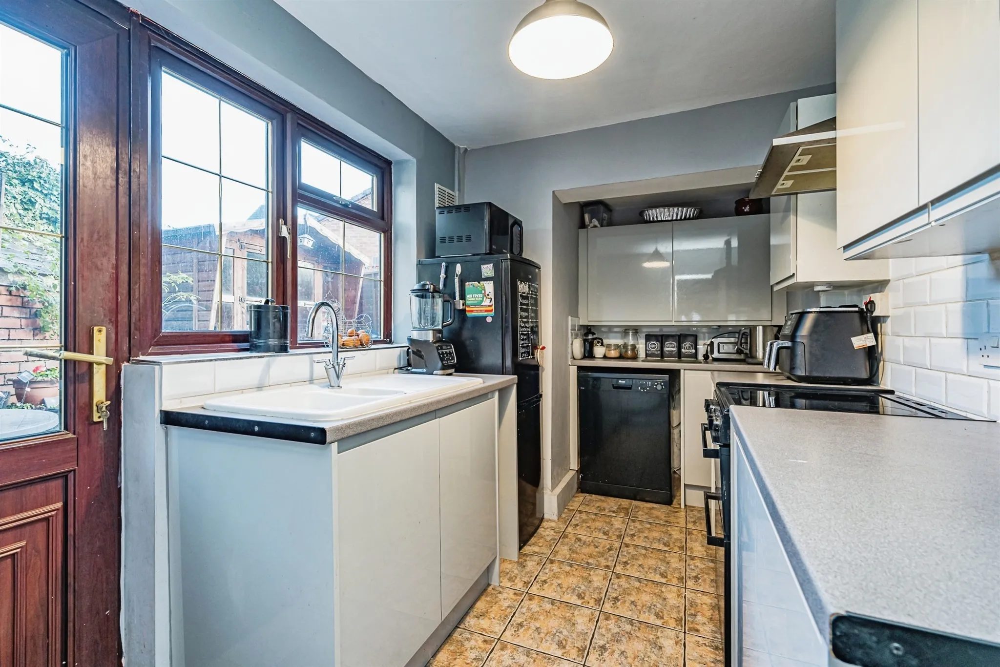 3 bed Terraced