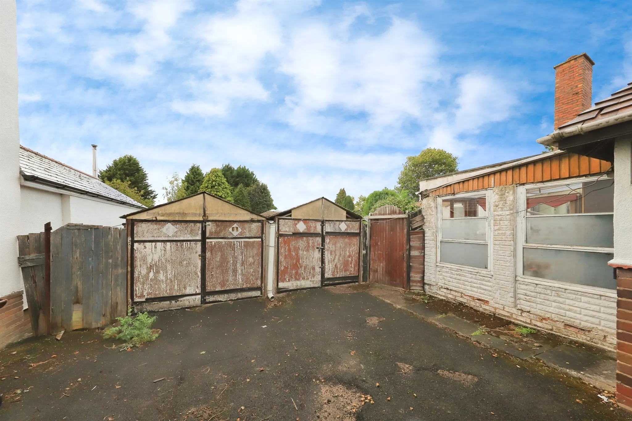 2 bed Semi-Detached Bungalow