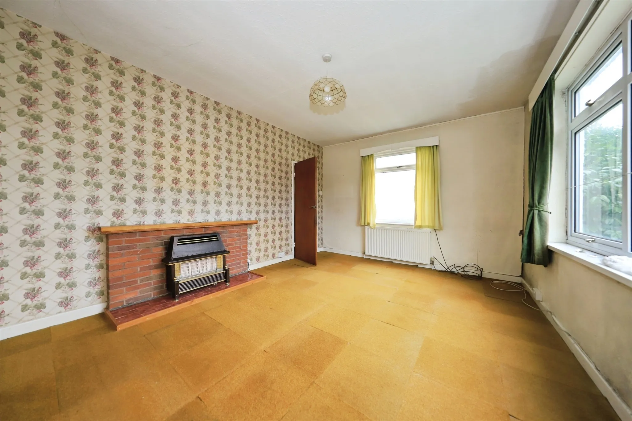 2 bed Semi-Detached Bungalow