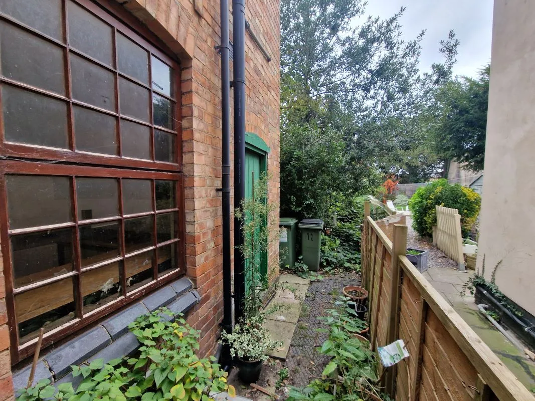 12 Broad Street, Enderby, Leicester, LE19 4AA