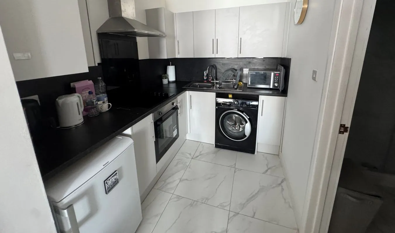 Flats 1-4, 22 Wood Street, Earl Shilton, Leicestershire, LE9 7ND