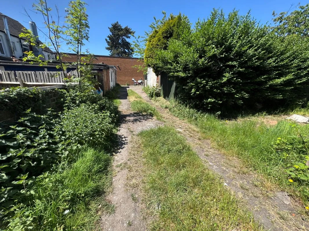 Flats 1-4, 22 Wood Street, Earl Shilton, Leicestershire, LE9 7ND