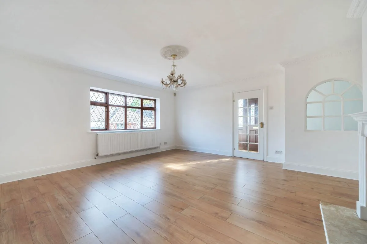 12 White Street, Quorn, Loughborough, LE12 8EB