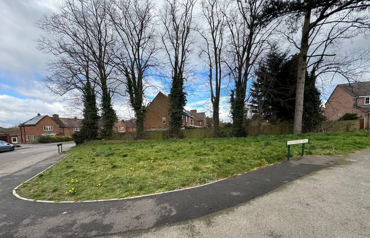 Land on Station Road & Corner of Holmden Avenue, Wigston, LE18 2DJ