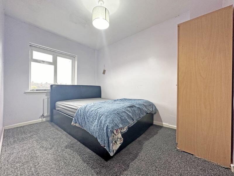4 bed End of Terrace