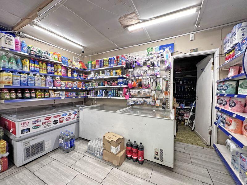 4 bed Commercial Development