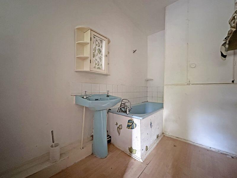 4 bed Commercial Development