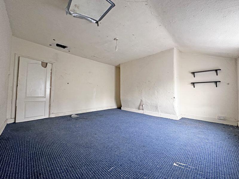 4 bed Commercial Development