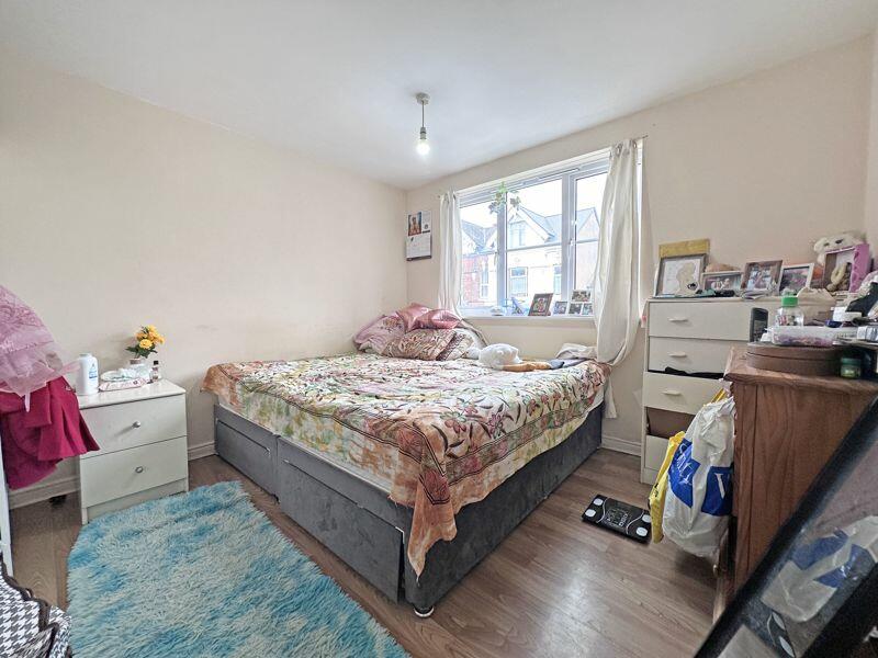2 bed Apartment