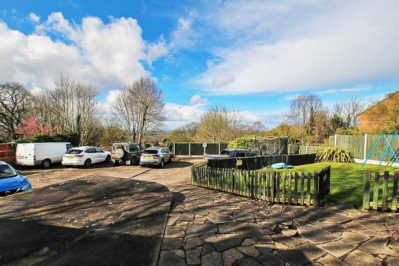 4 bed Character Property