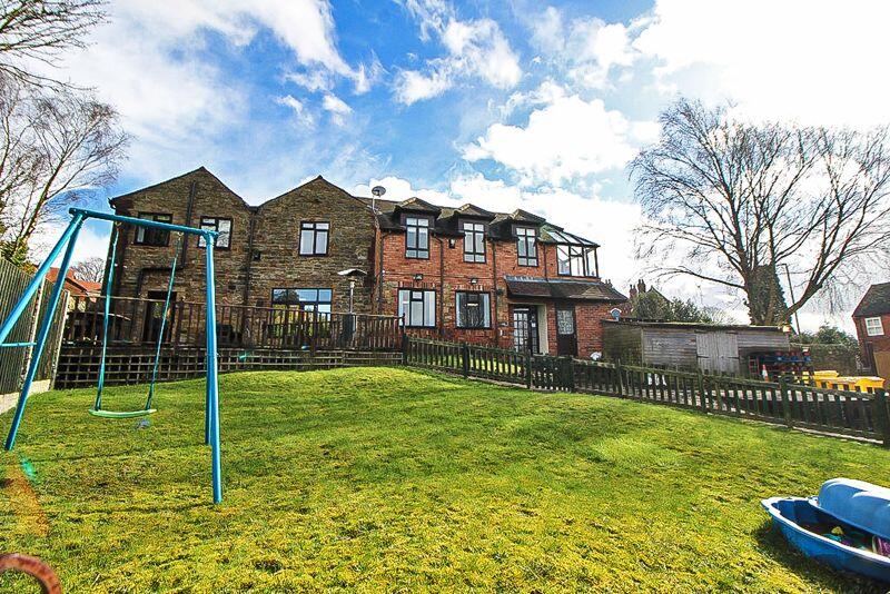 4 bed Character Property