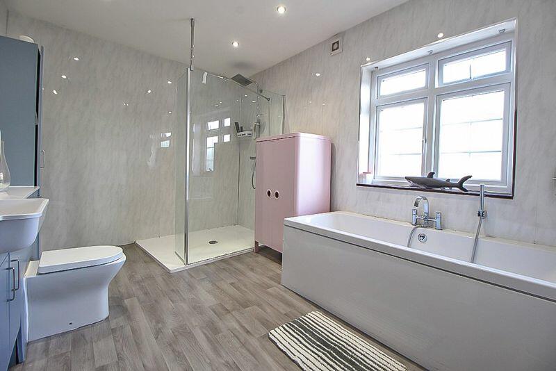 4 bed Character Property