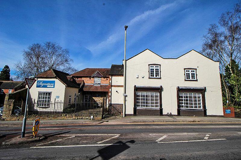 4 bed Character Property