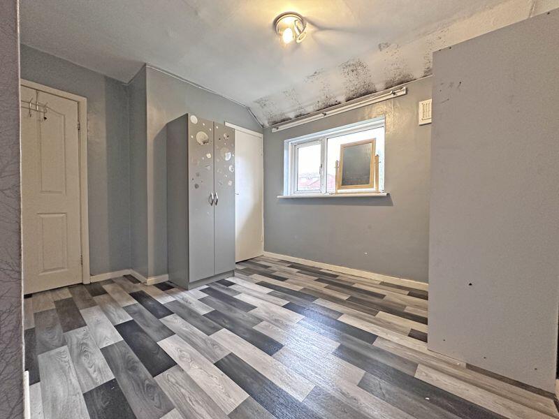 3 bed End of Terrace