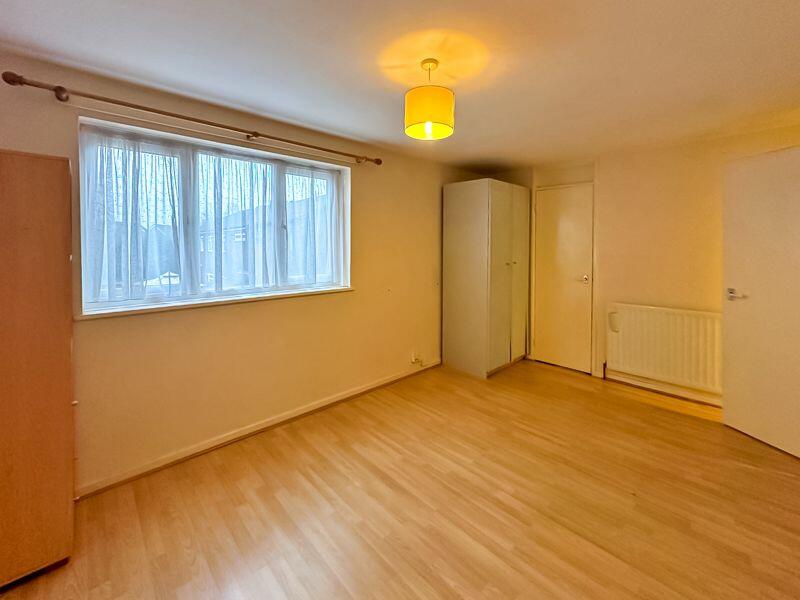 2 bed Terraced