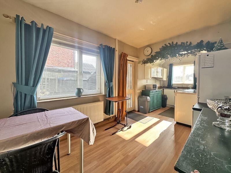 3 bed Semi-Detached