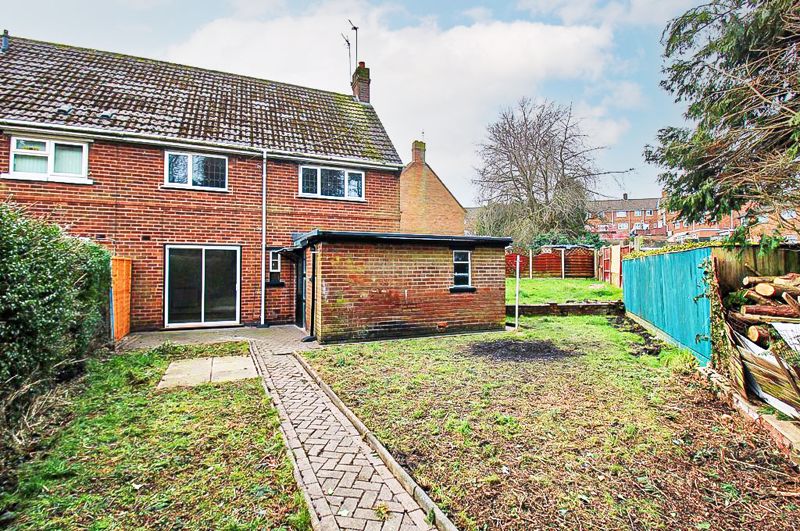 3 bed Semi-Detached