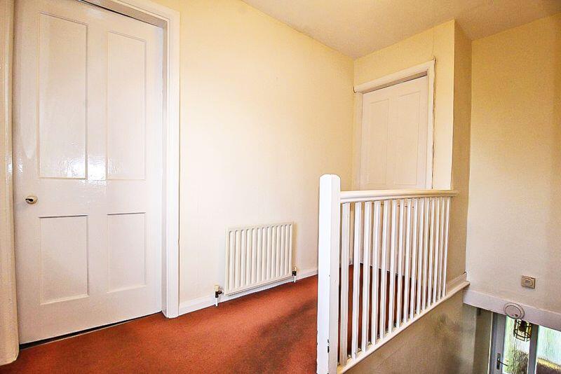 3 bed End of Terrace