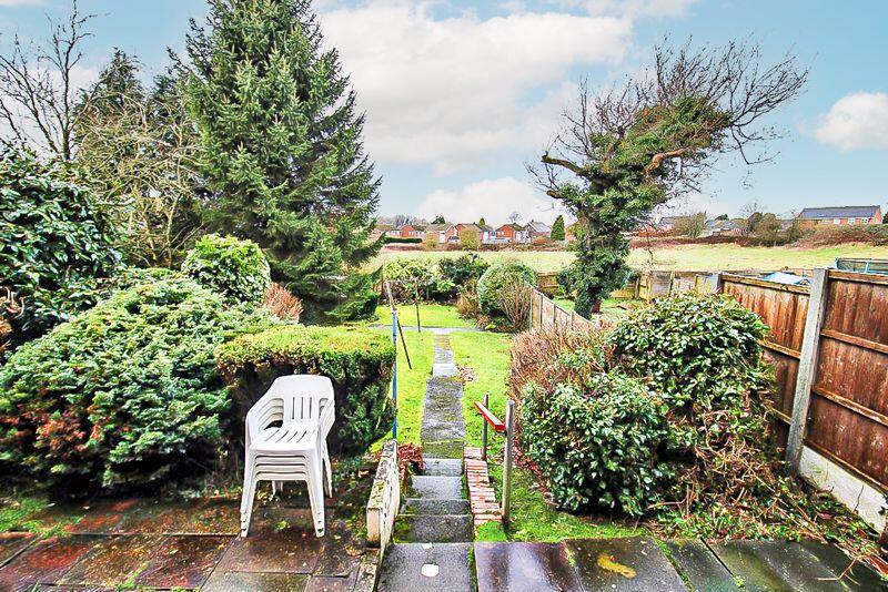 3 bed End of Terrace