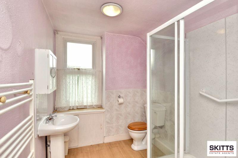2 bed Detached