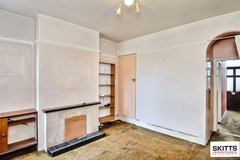 2 bed Detached