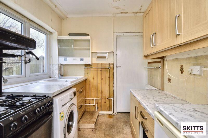 2 bed Detached