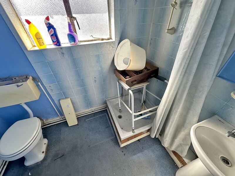 2 bed Semi-Detached