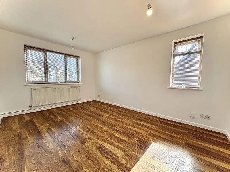 1 bed Apartment