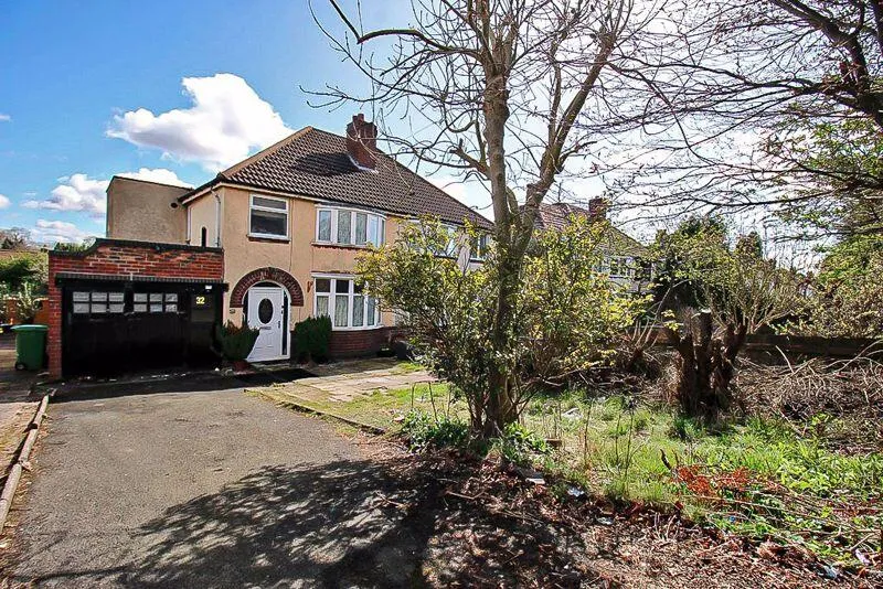 3 bed Semi-Detached