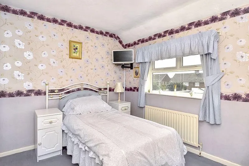 2 bed Semi-Detached