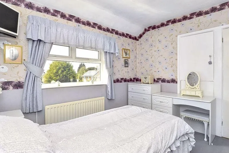 2 bed Semi-Detached