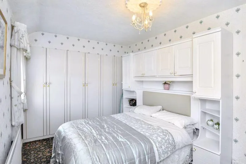 2 bed Semi-Detached