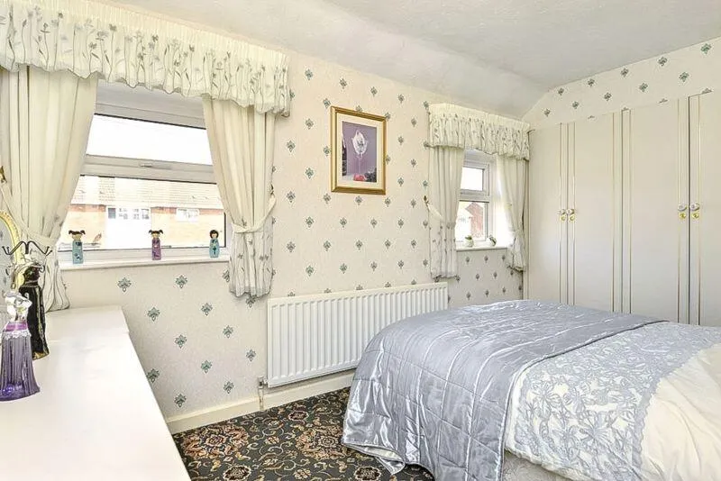 2 bed Semi-Detached