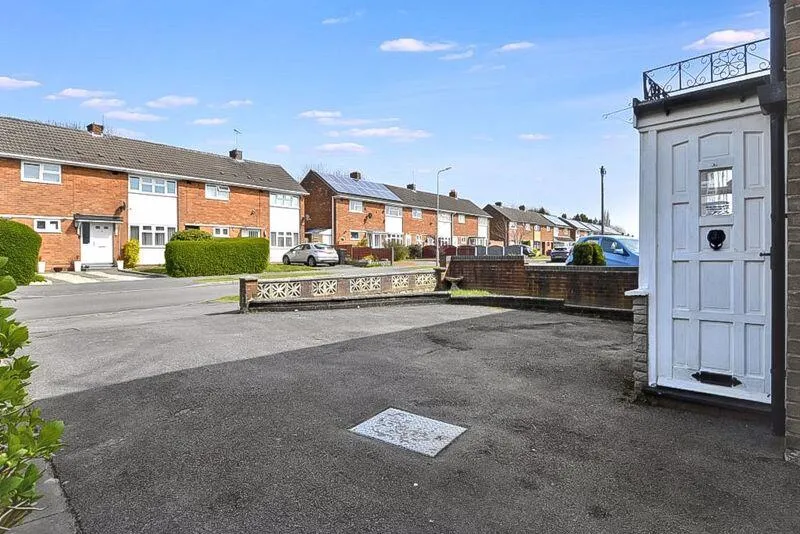 2 bed Semi-Detached