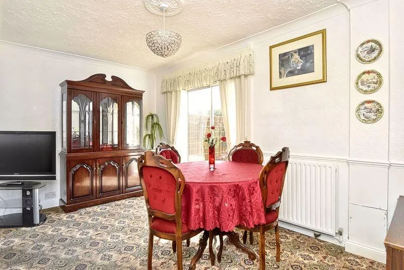 2 bed Semi-Detached