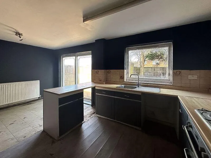 2 bed Terraced