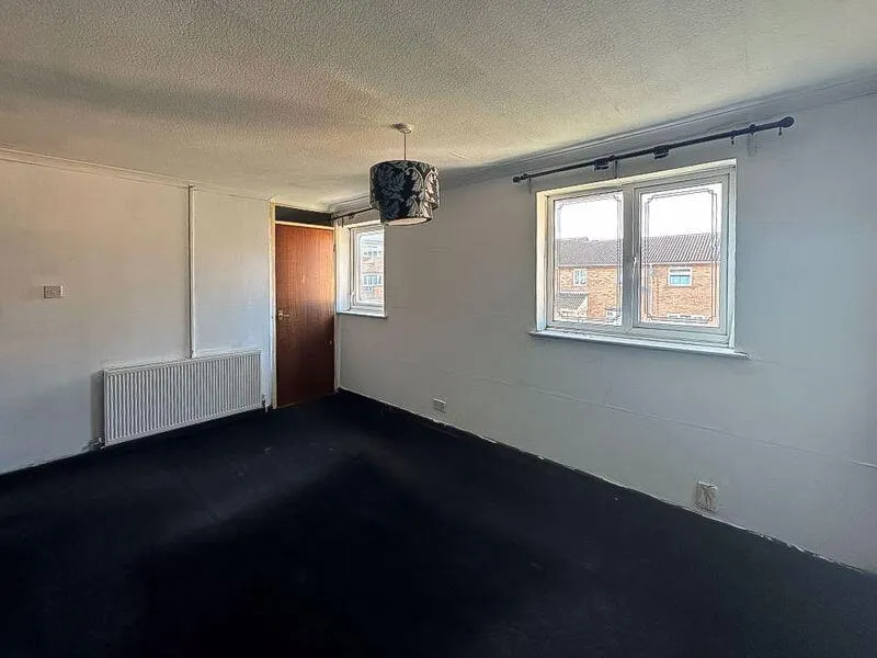2 bed Terraced
