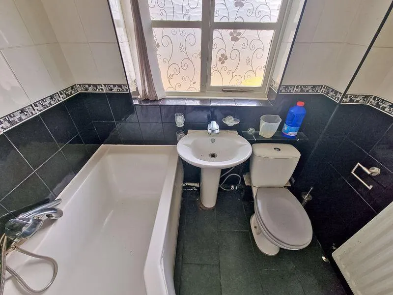 2 bed Detached Bungalow