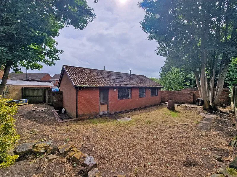 2 bed Detached Bungalow