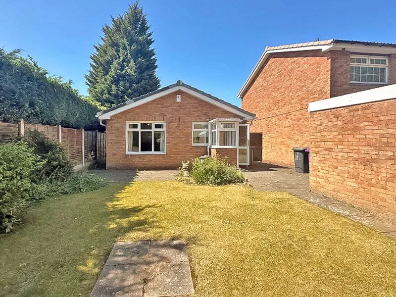 2 bed Detached Bungalow