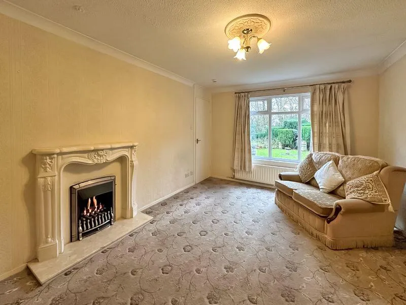 2 bed Detached Bungalow