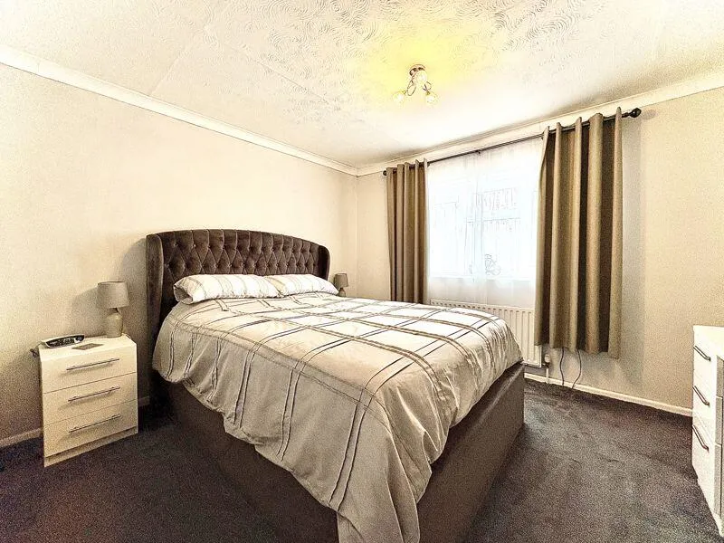 3 bed Semi-Detached