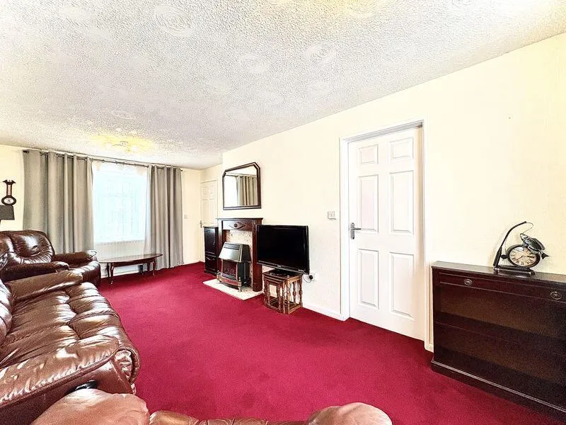 3 bed Semi-Detached