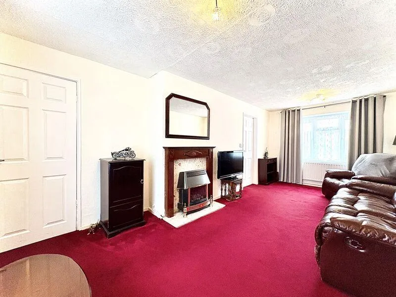 3 bed Semi-Detached